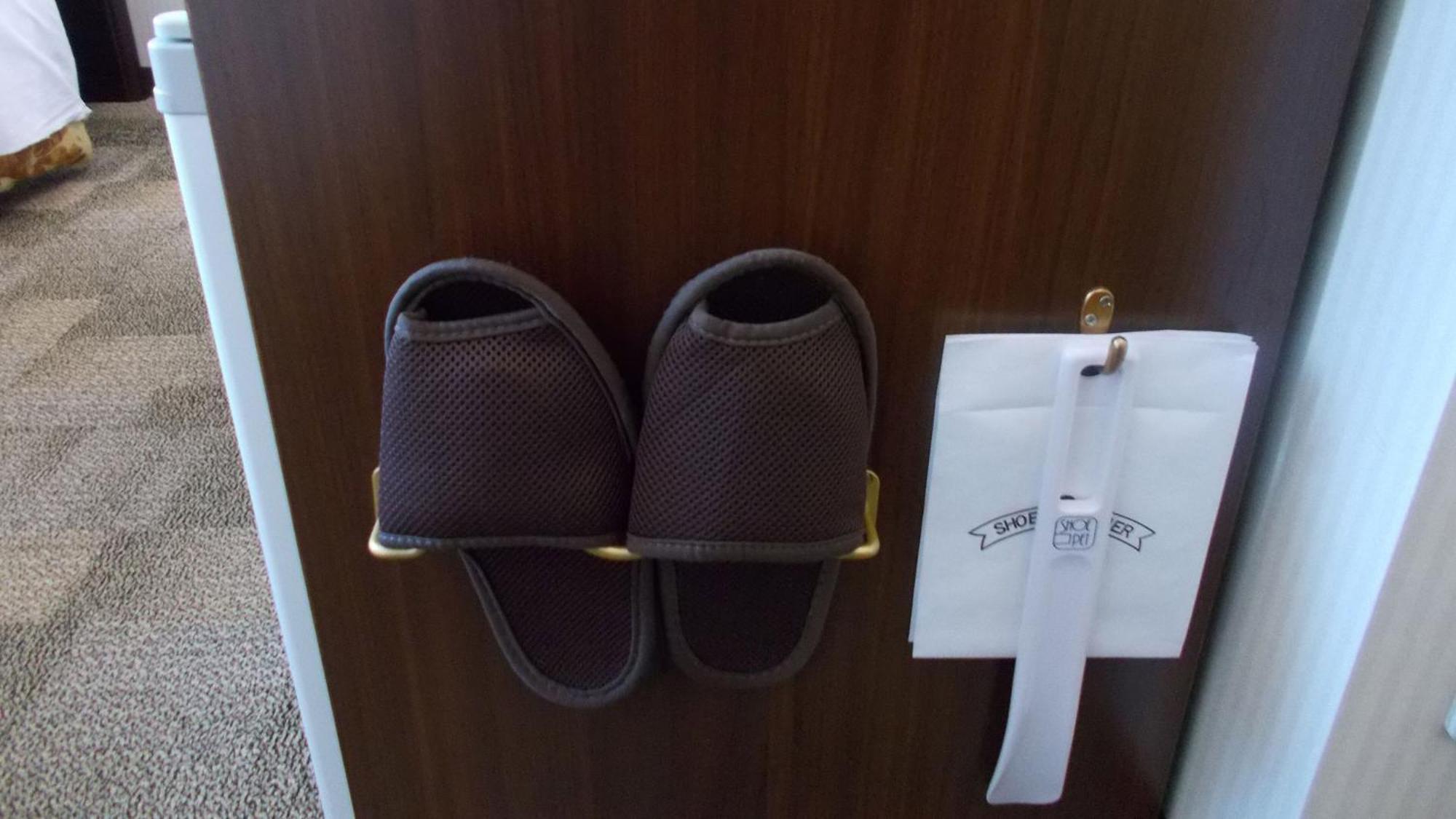 Toyoko Inn Shin-Osaka-eki Higashi-guchi Exterior foto